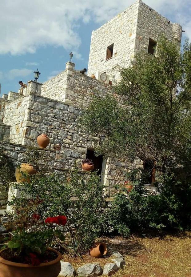 Charouda Stone Tower Lägenhet Pírgos Dhiroú Exteriör bild